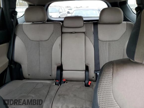 ✅ 2020 Hyundai Santa Fe SE • VIN: 5NMS23AD2LH147110 • Lot: 92696285. Wystawiony na Copart z przebiegiem 111 653 mil. Bezpłatny archiwum sprzedaży aukcyjnych z USA i szczegółowy raport historii pojazdu na DreamBid. Zdjęcie 10.