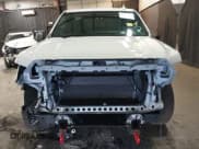 ✅ 2024 GMC Sierra 1500 AT4 • VIN: 3GTUUEEL9RG414568 • Лот: 42097802. Опубликован ранее на IAAI с пробегом 14 093 миль. Бесплатный доступ к архиву аукционных продаж из США и подробный отчёт об истории автомобиля на DreamBid. Изображение 13.