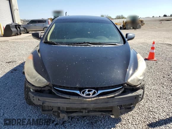 ✅ 2013 Hyundai Elantra GLS • VIN: KMHDH4AE3DU843678 • Lot: 86872015. Listed on Copart with 136,000 mi. Free auction sales archive from the USA and detailed vehicle history report at DreamBid. Image 5.