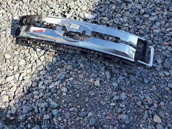 ✅ 2019 Ford F-350 XL • VIN: 1FT8W3BT6KEE23374 • Lot: 68466225. Listed on Copart with 53,071 mi. Free auction sales archive from the USA and detailed vehicle history report at DreamBid. Image 12.