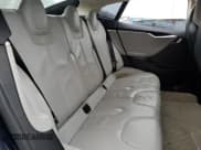 ✅ 2013 Tesla Model S Performance • VIN: 5YJSA1DP7DFP07140 • Lot: 90340515. Wystawiony na Copart z przebiegiem 92 686 mil. Bezpłatny archiwum sprzedaży aukcyjnych z USA i szczegółowy raport historii pojazdu na DreamBid. Zdjęcie 10.