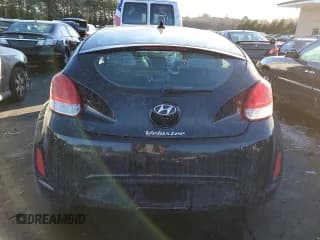 ✅ 2013 Hyundai Veloster w/Black Int • VIN: KMHTC6AD3DU113976 • Lot: 42366455. Wystawiony na Copart z przebiegiem 122 595 mil. Bezpłatny archiwum sprzedaży aukcyjnych z USA i szczegółowy raport historii pojazdu na DreamBid. Zdjęcie 6.
