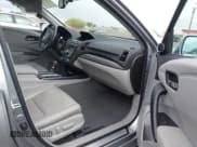 ✅ 2017 Acura RDX • VIN: 5J8TB4H38HL009179 • Lot: 42202850. Listed on IAAI with 144,492 mi. Free auction sales archive from the USA and detailed vehicle history report at DreamBid. Image 5.