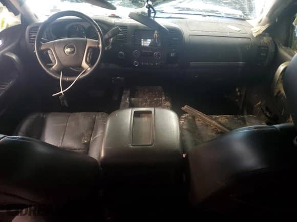 2011 Chevrolet Silverado 1500 LT z VIN 3GCPKSE31BG344183, wystawiony jako Copart lot #84595495 z przebiegiem Nie podano mil oraz Szkoda całkowita • Salvage title. Historia ofert i sprzedaży dostępna na DreamBid. Obrazek 8.