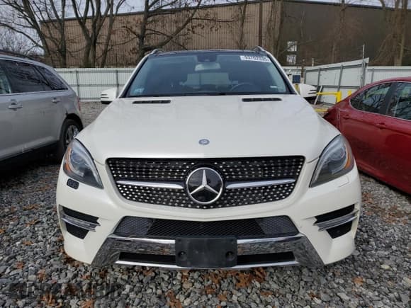 ✅ 2012 Mercedes-Benz M 550 • VIN: 4JGDA7DB5CA089688 • Лот: 93702035. Опубликован ранее на Copart с пробегом 127 632 миль. Бесплатный доступ к архиву аукционных продаж из США и подробный отчёт об истории автомобиля на DreamBid. Изображение 5.