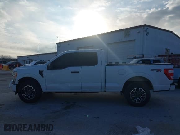 ✅ 2021 Ford F-150 XL • VIN: 1FTEX1EP9MKD23793 • Lot: 43703860. Listed on IAAI with 146,956 mi. Free auction sales archive from the USA and detailed vehicle history report at DreamBid. Image 14.