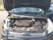 ✅ 2014 Ford Escape SE • VIN: 1FMCU0GX8EUE28205 • Lot: 43699660. Wystawiony na IAAI z przebiegiem 156 657 mil. Bezpłatny archiwum sprzedaży aukcyjnych z USA i szczegółowy raport historii pojazdu na DreamBid. Zdjęcie 10.