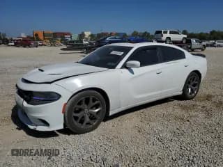 ✅ 2016 Dodge Charger SE • VIN: 2C3CDXBG9GH115520 • Lot: 81530295. Wystawiony na Copart z przebiegiem 102 956 mil. Bezpłatny archiwum sprzedaży aukcyjnych z USA i szczegółowy raport historii pojazdu na DreamBid. Zdjęcie 1.