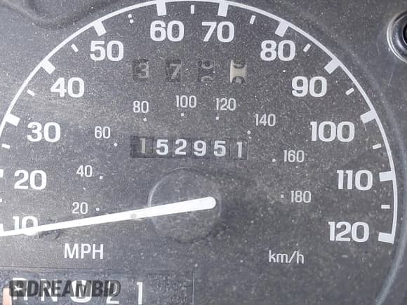 1997 Ford Explorer XL z VIN 1FMDU32EXVUA67202, wystawiony jako IAAI lot #43411217 z przebiegiem 152 951 mil mil oraz . Historia ofert i sprzedaży dostępna na DreamBid. Obrazek 16.