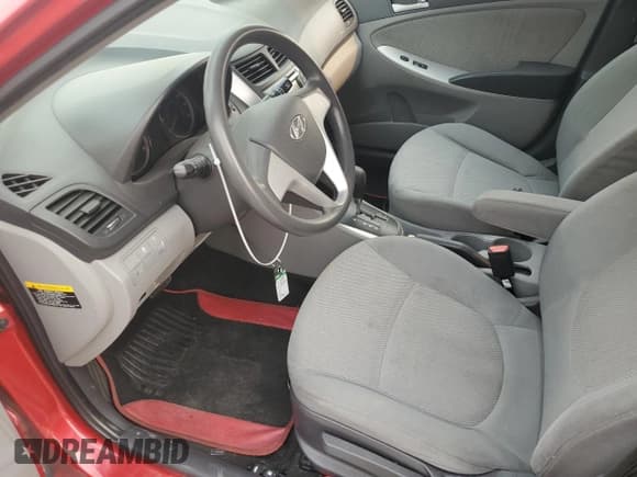 ✅ 2013 Hyundai Accent GLS • VIN: KMHCT4AE8DU464234 • Лот: 70281024. Опубликован ранее на Copart с пробегом 159 530 миль. Бесплатный доступ к архиву аукционных продаж из США и подробный отчёт об истории автомобиля на DreamBid. Изображение 7.