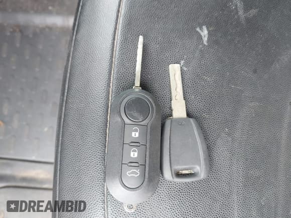 ✅ 2014 Ram ProMaster Cargo • VIN: 3C6TRVDG0EE105361 • Lot: 42847294. Listed on IAAI with 184,169 mi. Free auction sales archive from the USA and detailed vehicle history report at DreamBid. Image 11.