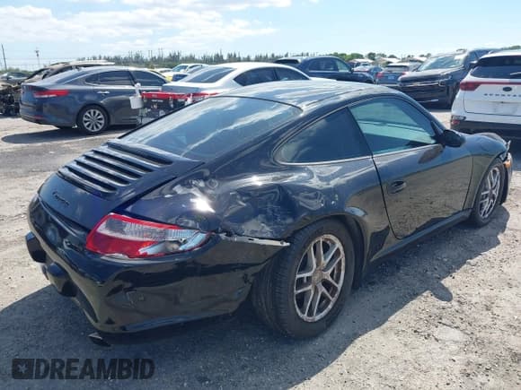 ✅ 2006 Porsche 911 Carrera 997 • VIN: WP0AA299X6S715220 • Lot: 42049905. Wystawiony na IAAI z przebiegiem 85 649 mil. Bezpłatny archiwum sprzedaży aukcyjnych z USA i szczegółowy raport historii pojazdu na DreamBid. Zdjęcie 4.