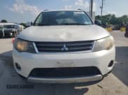 ✅ 2008 Mitsubishi Outlander ES • VIN: JA4LT21W38Z004760 • Lot: 59274325. Listed on Copart with 102,060 mi. Free auction sales archive from the USA and detailed vehicle history report at DreamBid. Image 5.