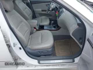 ✅ 2011 Hyundai Azera Limited • VIN: KMHFC4DF6BA552778 • Лот: 42822958. Размещён на IAAI с пробегом 173 896 миль миль. Получите бесплатный доступ к архиву аукционных продаж из США и посмотрите подробный отчёт об истории автомобиля на DreamBid. Изображение 5.