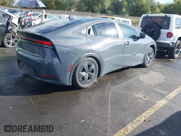 ✅ 2024 Toyota Prius LE • VIN: JTDACAAU5R3018833 • Lot: 43440379. Listed on IAAI with 24,877 mi. Free auction sales archive from the USA and detailed vehicle history report at DreamBid. Image 4.