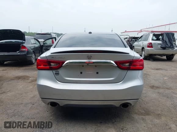 ✅ 2016 Nissan Maxima S • VIN: 1N4AA6AP9GC412013 • Лот: 42905561. Опубликован ранее на IAAI с пробегом 126 197 миль. Бесплатный доступ к архиву аукционных продаж из США и подробный отчёт об истории автомобиля на DreamBid. Изображение 15.