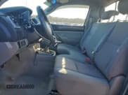 ✅ 2008 Toyota Tacoma • VIN: 5TEPX42NX8Z546407 • Lot: 95499325. Wystawiony na Copart z przebiegiem 125 198 mil. Bezpłatny archiwum sprzedaży aukcyjnych z USA i szczegółowy raport historii pojazdu na DreamBid. Zdjęcie 7.