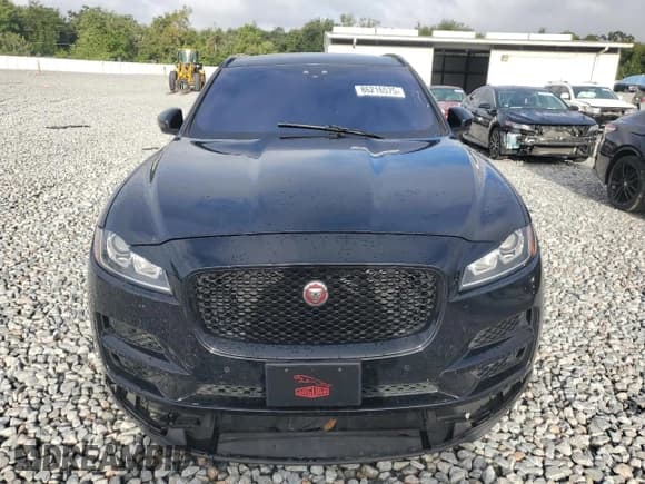 ✅ 2019 Jaguar F-Pace 25t Premium • VIN: SADCJ2FX8KA395928 • Lot: 86216575. Wystawiony na Copart z przebiegiem 91 690 mil. Bezpłatny archiwum sprzedaży aukcyjnych z USA i szczegółowy raport historii pojazdu na DreamBid. Zdjęcie 5.