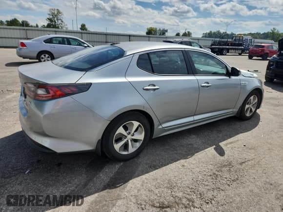 ✅ 2014 Kia Optima LX • VIN: KNAGM4AD7E5073885 • Lot: 81850225. Listed on Copart with 96,986 mi. Free auction sales archive from the USA and detailed vehicle history report at DreamBid. Image 3.