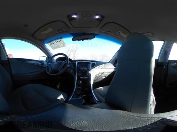 ✅ 2014 Hyundai Sonata Limited • VIN: KMHEC4A46EA110201 • Lot: 41427483. Wystawiony na IAAI z przebiegiem 81 957 mil. Bezpłatny archiwum sprzedaży aukcyjnych z USA i szczegółowy raport historii pojazdu na DreamBid. Zdjęcie 18.