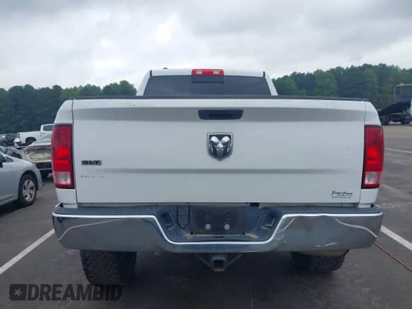 2019 Ram 1500 Big Horn with VIN 1C6RR6TT2KS561630, listed as a IAAI auction lot 43203396 with 107,570 mi miles and . Bid and sale history available at DreamBid. Image 17.