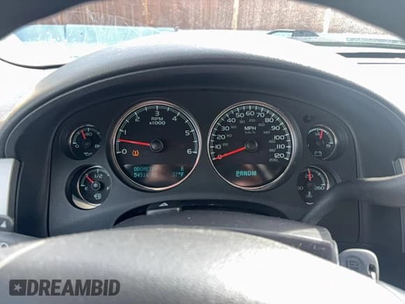 ✅ 2013 Chevrolet Tahoe Commercial • VIN: 1GNSK2E08DR336513 • Lot: 92187665. Wystawiony na Copart z przebiegiem 54 514 mil. Bezpłatny archiwum sprzedaży aukcyjnych z USA i szczegółowy raport historii pojazdu na DreamBid. Zdjęcie 8.