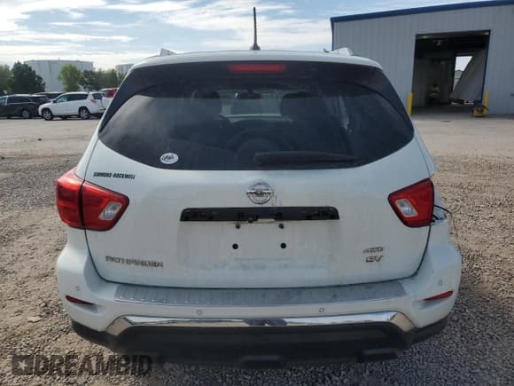 ✅ 2018 Nissan Pathfinder SV • VIN: 5N1DR2MM3JC658973 • Лот: 69213205. Опубликован ранее на Copart с пробегом 106 924 миль. Бесплатный доступ к архиву аукционных продаж из США и подробный отчёт об истории автомобиля на DreamBid. Изображение 6.