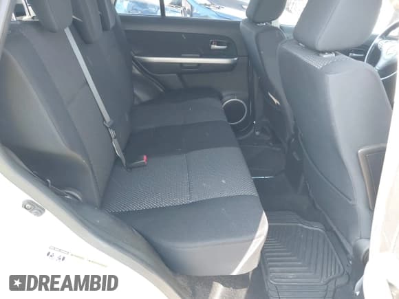 ✅ 2006 Suzuki Grand Vitara Premium • VIN: JS3TE943164105401 • Лот: 42120210. Опубликован ранее на IAAI с пробегом 140 570 миль. Бесплатный доступ к архиву аукционных продаж из США и подробный отчёт об истории автомобиля на DreamBid. Изображение 8.