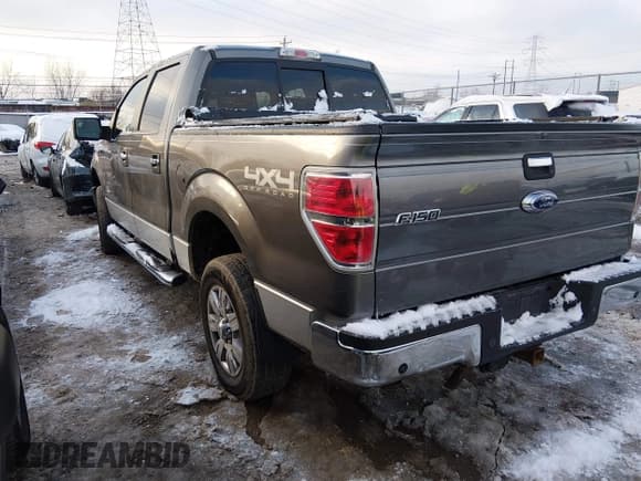 ✅ 2011 Ford F-150 XLT • VIN: 1FTFW1ET1BFB80266 • Lot: 43857273. Listed on IAAI with 271,971 mi. Free auction sales archive from the USA and detailed vehicle history report at DreamBid. Image 3.