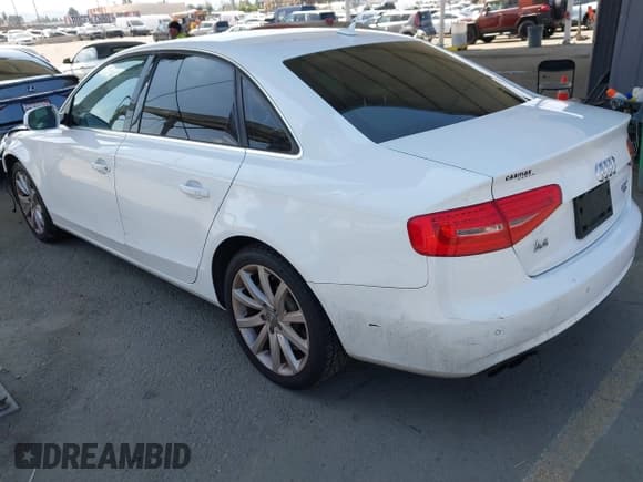 ✅ 2013 Audi A4 Premium Plus • VIN: WAUFFAFL9DN043645 • Lot: 43348427. Wystawiony na IAAI z przebiegiem 116 994 mil. Bezpłatny archiwum sprzedaży aukcyjnych z USA i szczegółowy raport historii pojazdu na DreamBid. Zdjęcie 3.