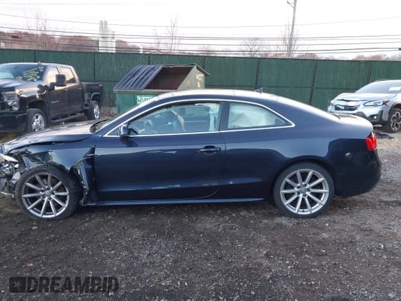 ✅ 2016 Audi A5 Premium Plus • VIN: WAUM2AFR4GA004657 • Lot: 43730853. Listed on IAAI with Not provided. Free auction sales archive from the USA and detailed vehicle history report at DreamBid. Image 15.
