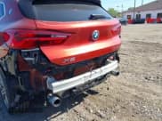 ✅ 2018 BMW X2 xDrive28i • VIN: WBXYJ5C32JEF73687 • Lot: 43174981. Wystawiony na IAAI z przebiegiem 130 422 mil. Bezpłatny archiwum sprzedaży aukcyjnych z USA i szczegółowy raport historii pojazdu na DreamBid. Zdjęcie 6.