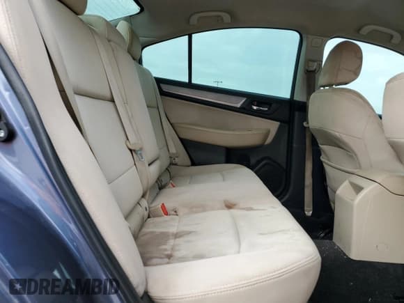 ✅ 2015 Subaru Legacy Premium • VIN: 4S3BNBC69F3005386 • Лот: 82702245. Опубликован ранее на Copart с пробегом 141 638 миль. Бесплатный доступ к архиву аукционных продаж из США и подробный отчёт об истории автомобиля на DreamBid. Изображение 10.