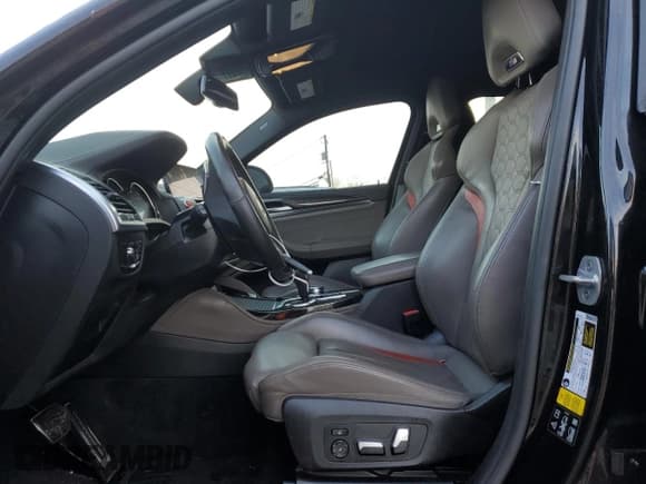 ✅ 2020 BMW X4 M Competition • VIN: 5YMUJ0C06L9B14542 • Lot: 43235434. Wystawiony na Copart z przebiegiem 55 003 mil. Bezpłatny archiwum sprzedaży aukcyjnych z USA i szczegółowy raport historii pojazdu na DreamBid. Zdjęcie 7.