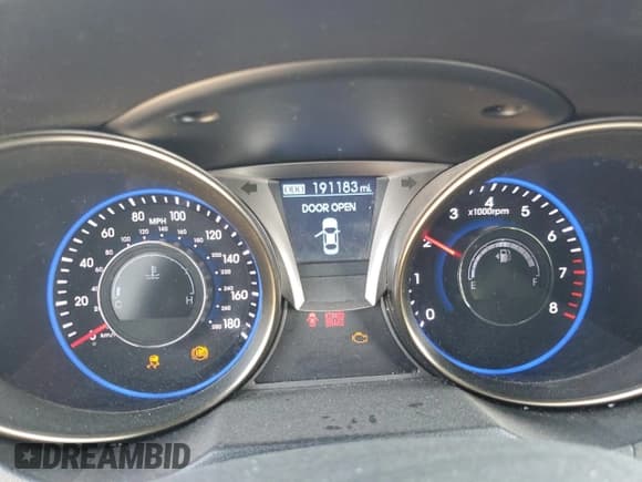 ✅ 2013 Hyundai Genesis Coupe Track • VIN: KMHHU6KJ6DU083931 • Lot: 47243305. Listed on Copart with 191,183 mi. Free auction sales archive from the USA and detailed vehicle history report at DreamBid. Image 9.