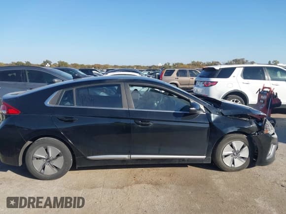 ✅ 2021 Hyundai Ioniq SE • VIN: KMHC75LC0MU261697 • Лот: 43688917. Опубликован ранее на IAAI с пробегом 45 806 миль. Бесплатный доступ к архиву аукционных продаж из США и подробный отчёт об истории автомобиля на DreamBid. Изображение 13.