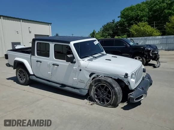 ✅ 2020 Jeep Gladiator Overland • VIN: 1C6HJTFG3LL129835 • Lot: 53451795. Listed on Copart with 48,088 mi. Free auction sales archive from the USA and detailed vehicle history report at DreamBid. Image 10.