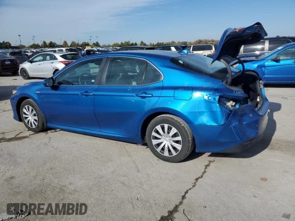 ✅ 2019 Toyota Camry Hybrid LE • VIN: 4T1B31HK8KU008592 • Lot: 85205595. Wystawiony na Copart z przebiegiem 72 468 mil. Bezpłatny archiwum sprzedaży aukcyjnych z USA i szczegółowy raport historii pojazdu na DreamBid. Zdjęcie 2.