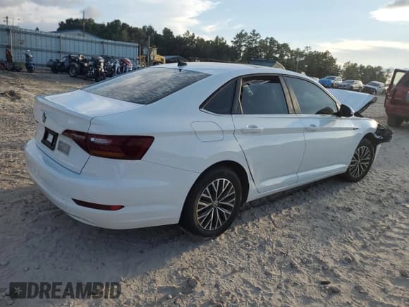 ✅ 2019 Volkswagen Jetta SEL • VIN: 3VWE57BU2KM043722 • Лот: 71441395. Опубликован ранее на Copart с пробегом 83 985 миль. Бесплатный доступ к архиву аукционных продаж из США и подробный отчёт об истории автомобиля на DreamBid. Изображение 3.