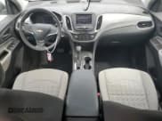 ✅ 2023 Chevrolet Equinox LS • VIN: 3GNAXFEG3PL253214 • Lot: 58324255. Wystawiony na Copart z przebiegiem 28 235 mil. Bezpłatny archiwum sprzedaży aukcyjnych z USA i szczegółowy raport historii pojazdu na DreamBid. Zdjęcie 8.