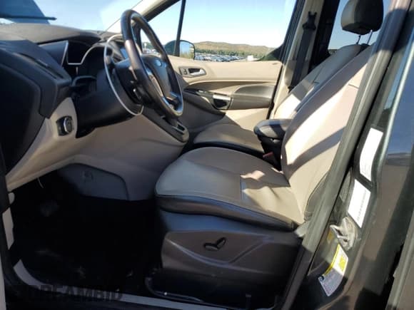 ✅ 2017 Ford Transit Connect XLT • VIN: NM0GE9F76H1313338 • Lot: 86279415. Listed on Copart with 48,635 mi. Free auction sales archive from the USA and detailed vehicle history report at DreamBid. Image 7.