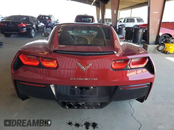 2015 Chevrolet Corvette 3LT z VIN 1G1YE2D73F5100766, wystawiony jako Copart lot #66738765 z przebiegiem 19 292 mil mil oraz Szkoda całkowita • Salvage title. Historia ofert i sprzedaży dostępna na DreamBid. Obrazek 6.