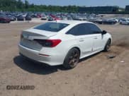 ✅ 2024 Honda Civic Si • VIN: 2HGFE1E51RH473650 • Lot: 42948045. Wystawiony na IAAI z przebiegiem 11 500 mil. Bezpłatny archiwum sprzedaży aukcyjnych z USA i szczegółowy raport historii pojazdu na DreamBid. Zdjęcie 4.