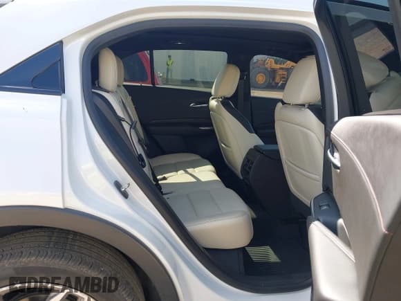 ✅ 2019 Cadillac XT4 AWD Sport • VIN: 1GYFZFR47KF180306 • Лот: 43282418. Опубликован ранее на IAAI с пробегом 95 748 миль. Бесплатный доступ к архиву аукционных продаж из США и подробный отчёт об истории автомобиля на DreamBid. Изображение 8.