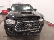 ✅ 2018 Toyota Tacoma SR5 • VIN: 3TMDZ5BN8JM054108 • Lot: 42062873. Listed on IAAI with 91,894 mi. Free auction sales archive from the USA and detailed vehicle history report at DreamBid. Image 11.