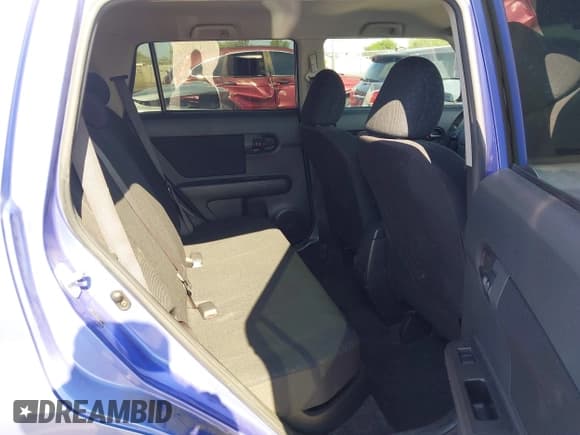 ✅ 2010 Scion xB • VIN: JTLZE4FE6A1116273 • Lot: 42414247. Wystawiony na IAAI z przebiegiem 215 243 mil. Bezpłatny archiwum sprzedaży aukcyjnych z USA i szczegółowy raport historii pojazdu na DreamBid. Zdjęcie 8.