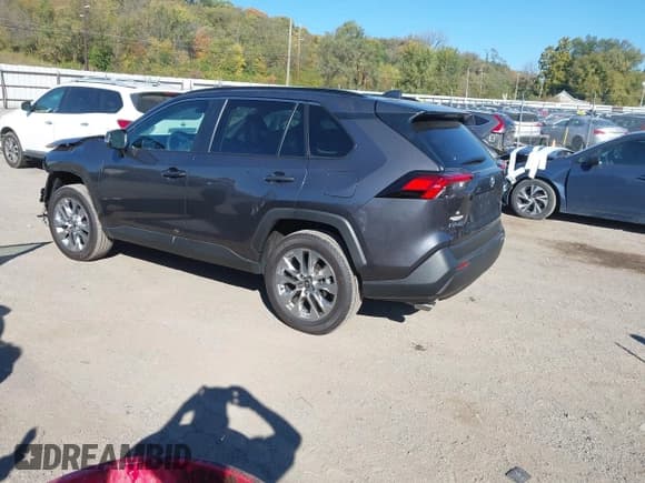 ✅ 2025 Toyota RAV4 XLE Premium • VIN: 2T3A1RFV2SC511881 • Lot: 43503000. Wystawiony na IAAI z przebiegiem 4 587 mil. Bezpłatny archiwum sprzedaży aukcyjnych z USA i szczegółowy raport historii pojazdu na DreamBid. Zdjęcie 3.