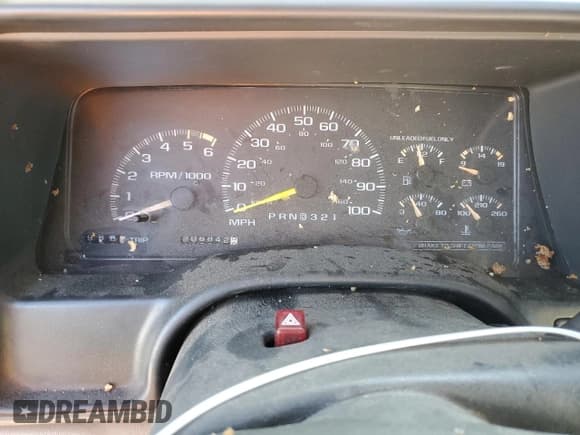 ✅ 1996 Chevrolet Silverado 1500 • VIN: 1GCEK14R0TZ215568 • Лот: 92440775. Опубликован ранее на Copart с пробегом 206 842 миль. Бесплатный доступ к архиву аукционных продаж из США и подробный отчёт об истории автомобиля на DreamBid. Изображение 9.