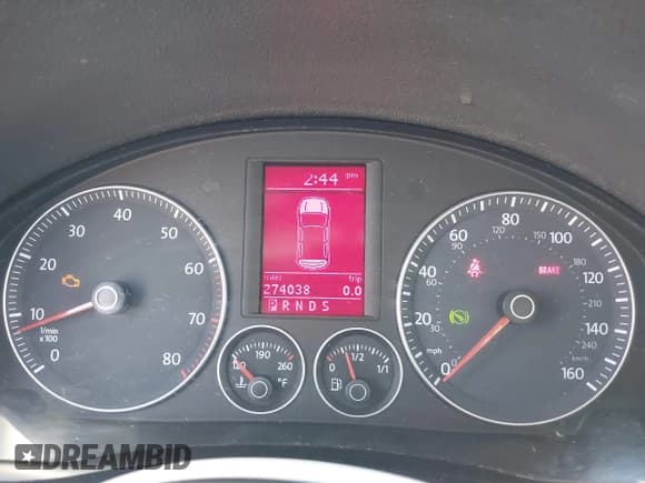 ✅ 2008 Volkswagen Rabbit S • VIN: WVWDB71K28W212346 • Lot: 43005715. Listed on IAAI with 274,038 mi. Free auction sales archive from the USA and detailed vehicle history report at DreamBid. Image 7.