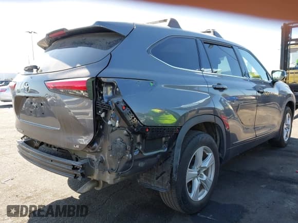 ✅ 2021 Toyota Highlander LE • VIN: 5TDZZRAH6MS530742 • Lot: 43514535. Listed on IAAI with 73,006 mi. Free auction sales archive from the USA and detailed vehicle history report at DreamBid. Image 4.